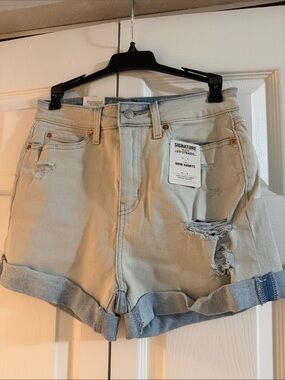 Levi's Light Beige Distressed Rolled Hem Mom Shorts
